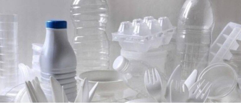 Bouteille en plastique - Emballages alimentaires